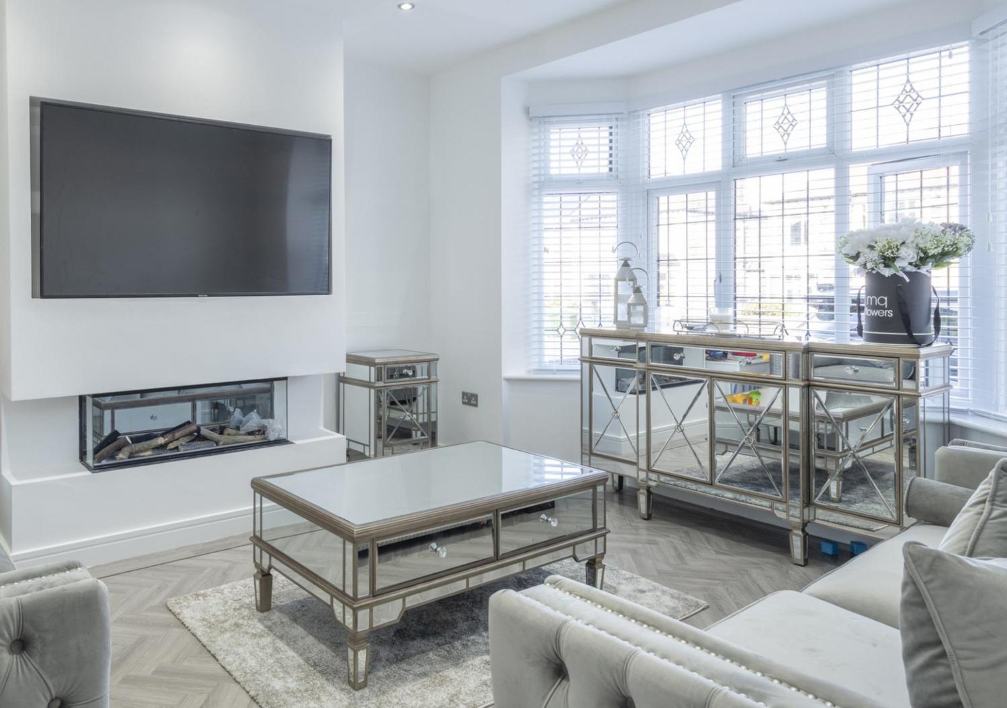 Ryan I Air I - 102 Mill Street - Free Parking Aparthotel *